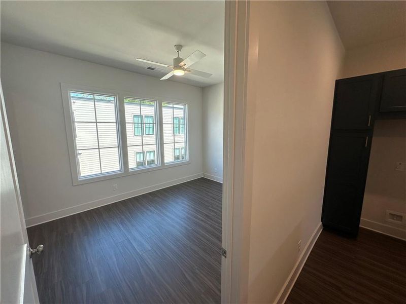 Spacious, unfurnished interior of a new home in , Atlanta (Image 15).