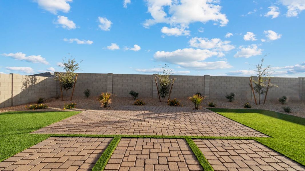 Representative exterior details of a home built from the Pelican by D.R. Horton in Upper Canyon, Phoenix (Image 25).