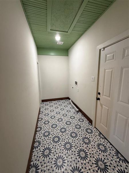 Spacious, unfurnished interior of a new home in , Weatherford (Image 21). Spacious, unfurnished interior of a new home in , Weatherford (Image 21).