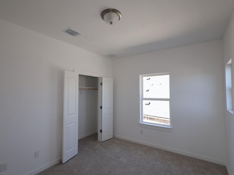 Spacious, unfurnished interior of a new home in Heritage, Dripping Springs (Image 5). Spacious, unfurnished interior of a new home in Heritage, Dripping Springs (Image 5).