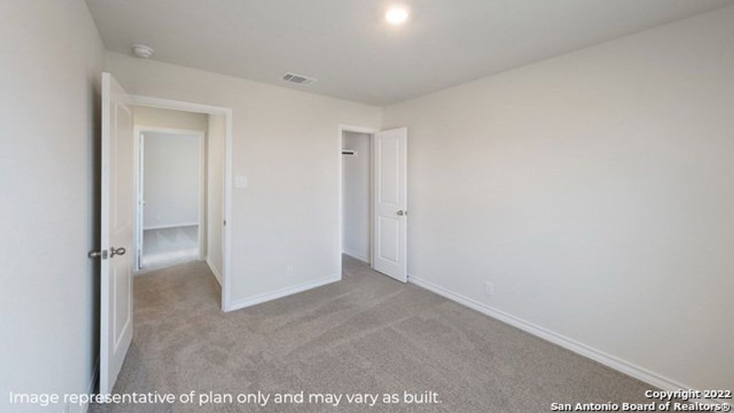 Spacious, unfurnished interior of a new home in Brookstone Creek, San Antonio (Image 15).