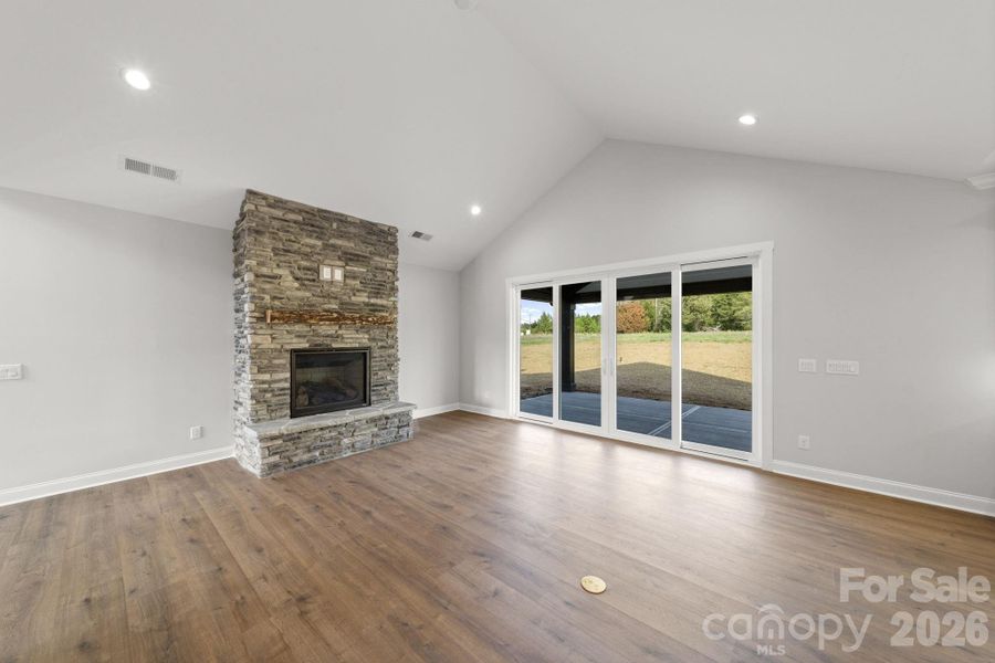 Spacious, unfurnished interior of a new home in , Lancaster (Image 22).