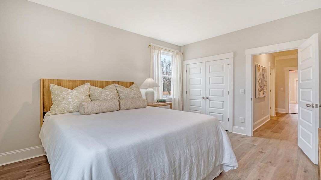 Furnished interior view inside a new home in Sheep Island, Summerville (Image 17).