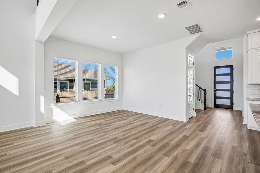 Spacious, unfurnished interior of a new home in Easton Park, Austin (Image 27). Spacious, unfurnished interior of a new home in Easton Park, Austin (Image 27).