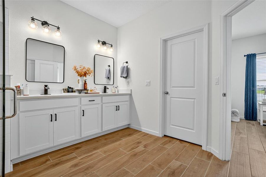 Furnished interior view inside a new home in , Deland (Image 14). Furnished interior view inside a new home in , Deland (Image 14).