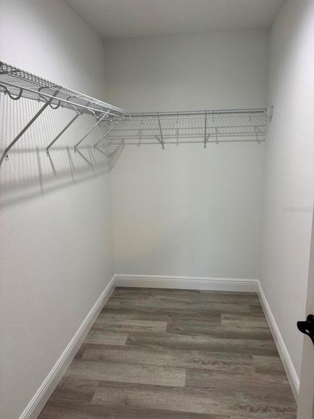 Spacious, unfurnished interior of a new home in , Dunnellon (Image 19).