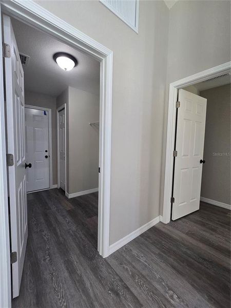 Spacious, unfurnished interior of a new home in , Ocklawaha (Image 39). Spacious, unfurnished interior of a new home in , Ocklawaha (Image 39).