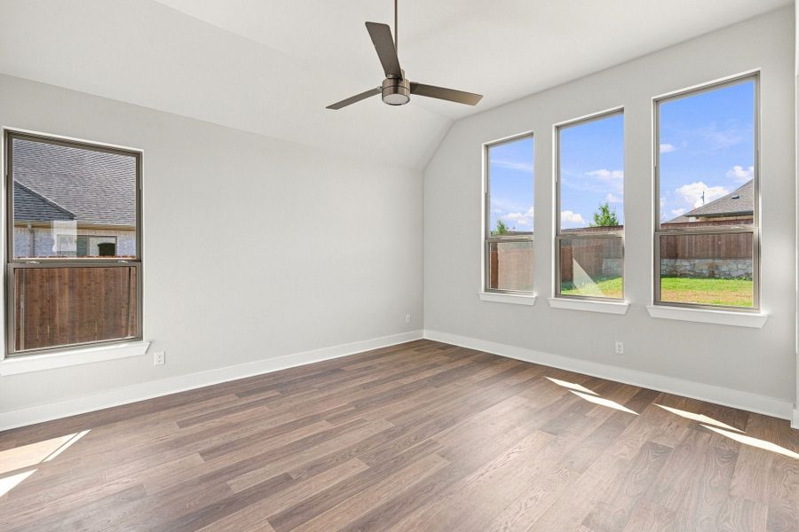 4br New Home in Waxahachie, TX.  - Slide 28