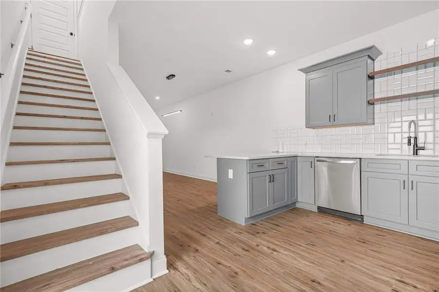 Furnished interior view inside a new home in , Atlanta (Image 4).