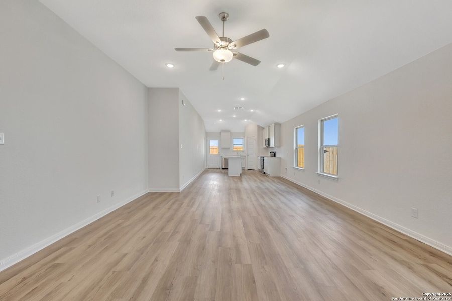 Spacious, unfurnished interior of a new home in Park Place, New Braunfels (Image 17). Spacious, unfurnished interior of a new home in Park Place, New Braunfels (Image 17).