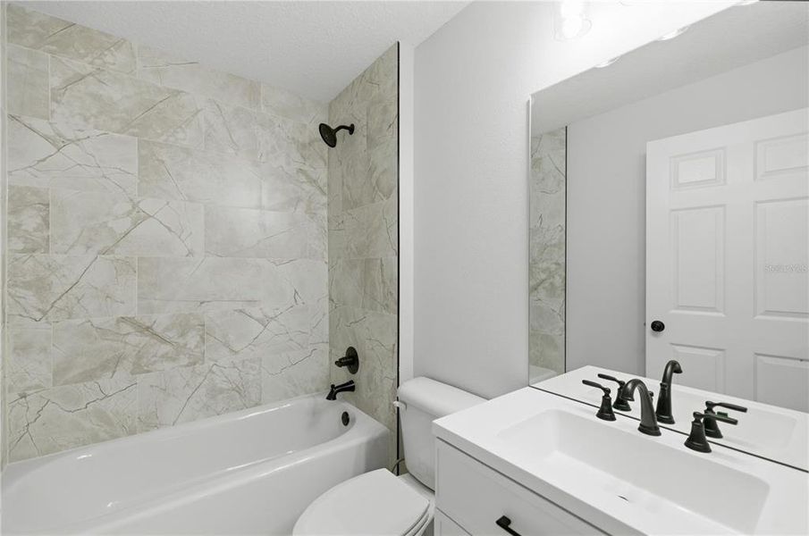 Furnished interior view inside a new home in , Ocala (Image 5).