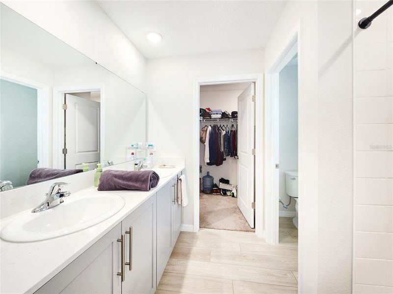 Furnished interior view inside a new home in Two Rivers, Zephyrhills (Image 45). Furnished interior view inside a new home in Two Rivers, Zephyrhills (Image 45).