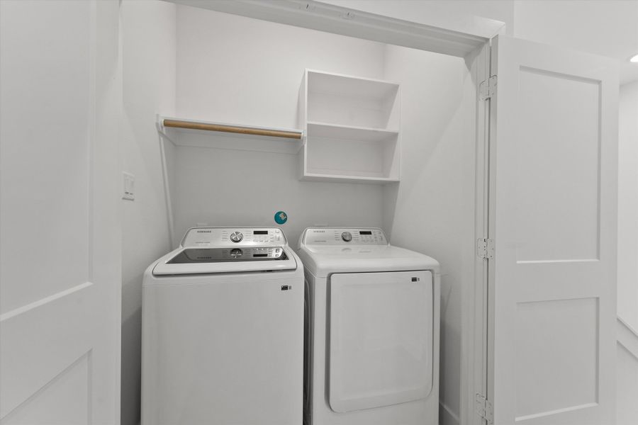 Representative furnished interior of a home built from the 1616 by Zoom Homes in Bauman Landing, Houston (Image 8).