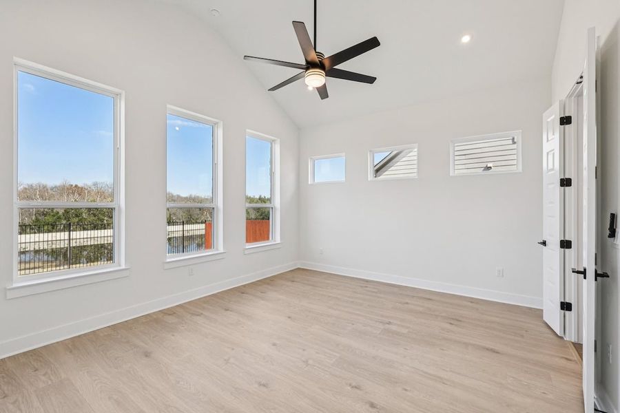 Spacious, unfurnished interior of a new home in Sauls Ranch, Round Rock (Image 18).