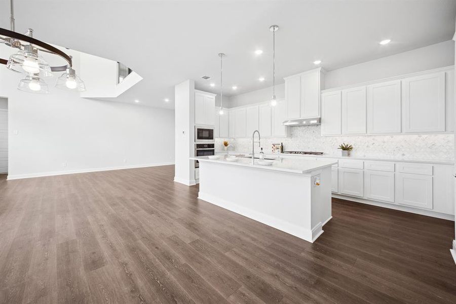 Furnished interior view inside a new home in The Retreat at Harvest, Argyle (Image 13). Furnished interior view inside a new home in The Retreat at Harvest, Argyle (Image 13).