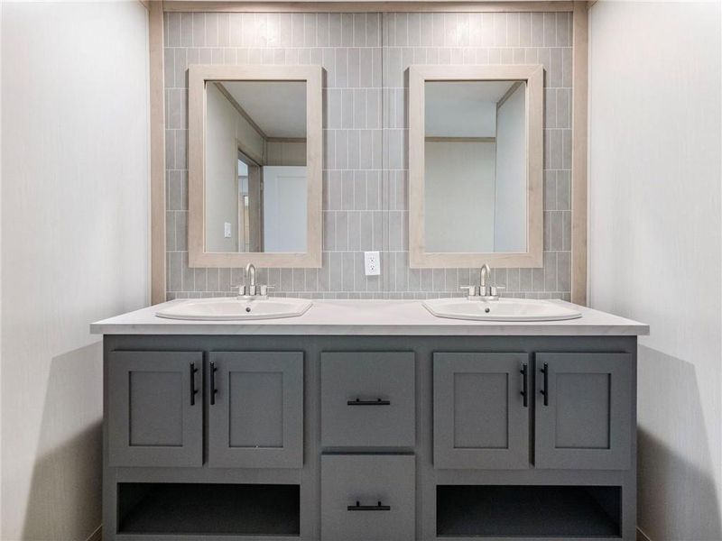 Image 35 of a home in .