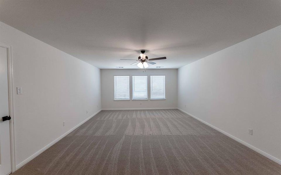 Spacious, unfurnished interior of a new home in Solterra, Mesquite (Image 12). Spacious, unfurnished interior of a new home in Solterra, Mesquite (Image 12).