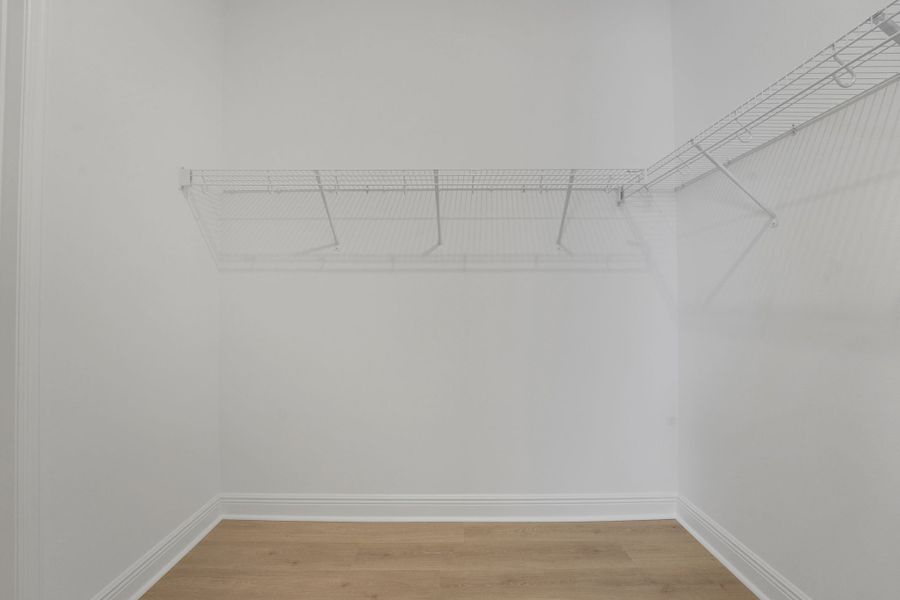 4br New Home in Windermere, FL.  - Slide 20