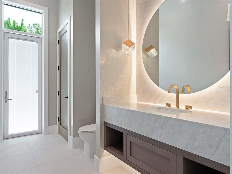 Furnished interior view inside a new home in , Orlando (Image 5).