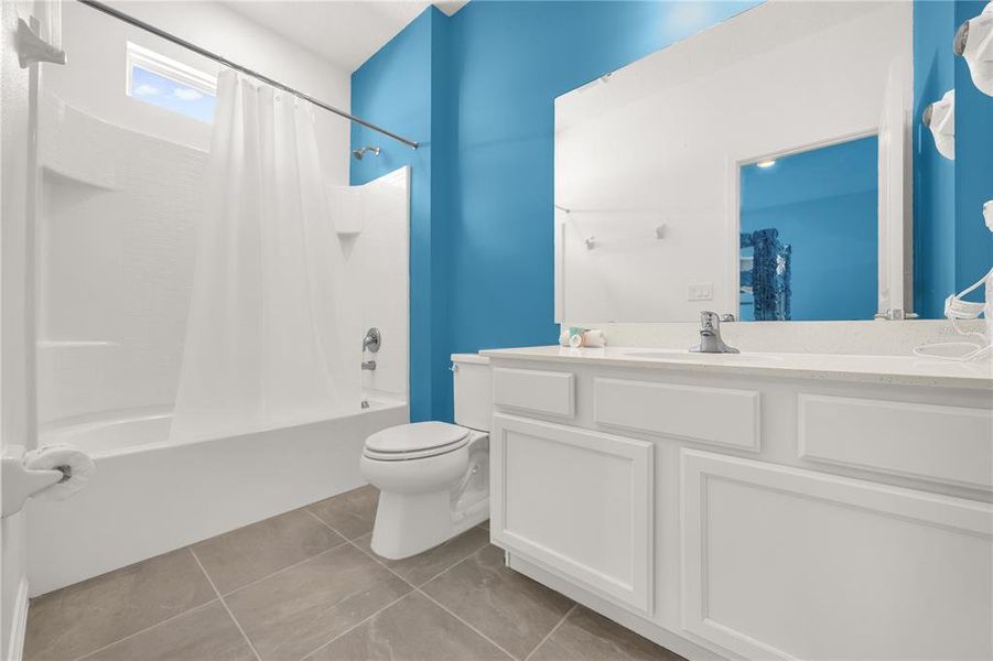 Furnished interior view inside a new home in , Kissimmee (Image 50).