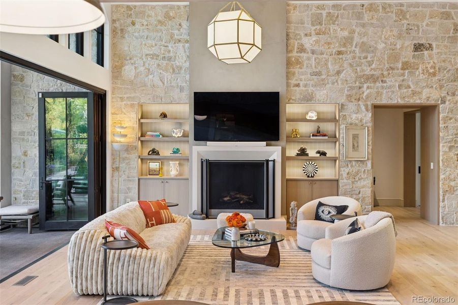 Image 34 of a home in .