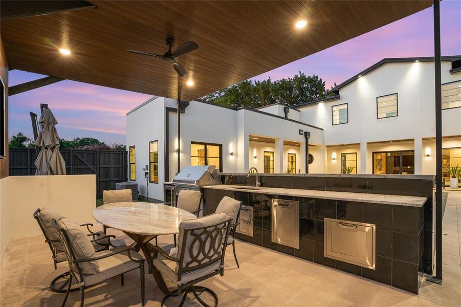 Furnished interior view inside a new home in , Dallas (Image 15).