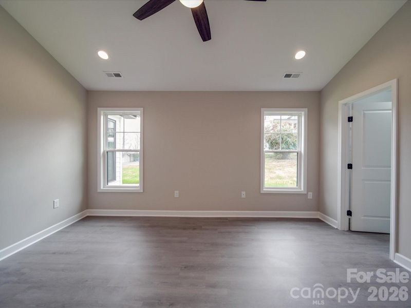 Spacious, unfurnished interior of a new home in , Mount Pleasant (Image 21).