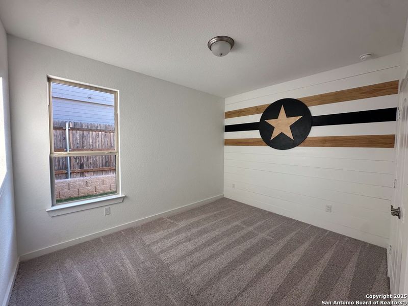 Spacious, unfurnished interior of a new home in Saddle Creek Ranch, Cibolo (Image 28). Spacious, unfurnished interior of a new home in Saddle Creek Ranch, Cibolo (Image 28).