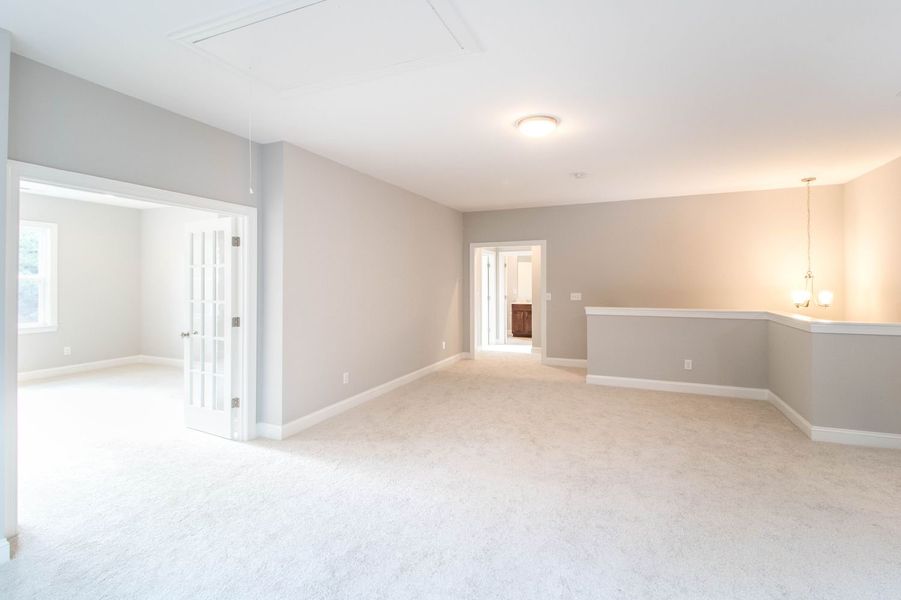 Representative unfurnished interior of a home built from the Pinehurst with 3rd Floor Retreat by Greybrook Homes in Edmunds Farm, Clover (Image 32).