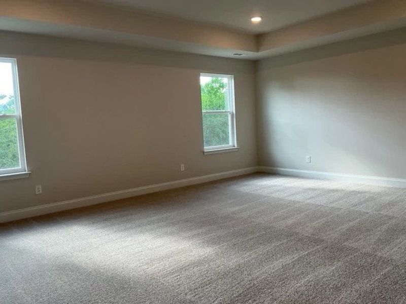 Spacious, unfurnished interior of a new home in Willow Landing, Mount Juliet (Image 12).