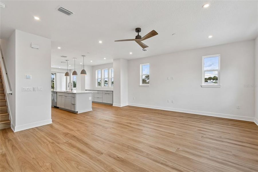 Spacious, unfurnished interior of a new home in EvenTide, New Smyrna Beach (Image 20). Spacious, unfurnished interior of a new home in EvenTide, New Smyrna Beach (Image 20).