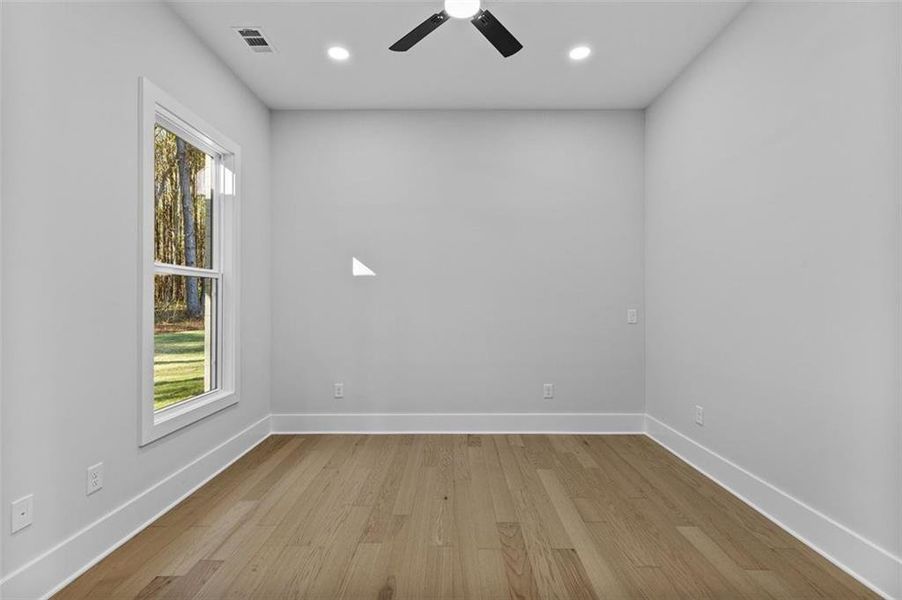 Spacious, unfurnished interior of a new home in , Monroe (Image 37).