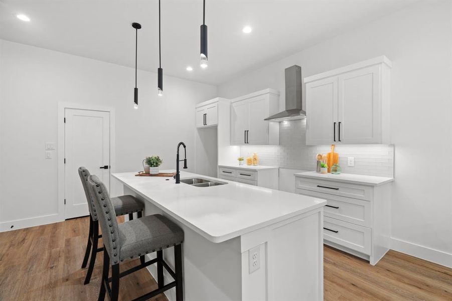 Furnished interior view inside a new home in , Dallas (Image 28). Furnished interior view inside a new home in , Dallas (Image 28).