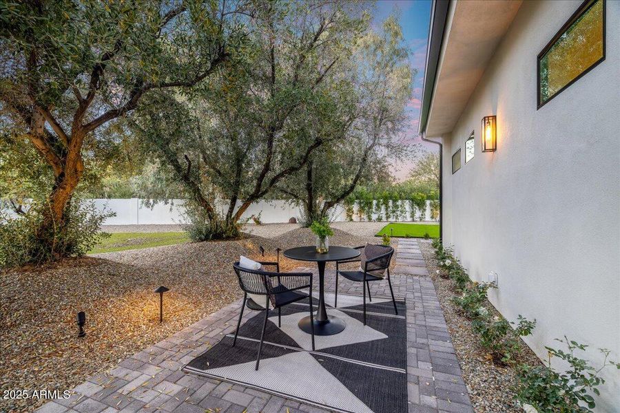 099-IMG_7122_v2 099-IMG_7122_v2