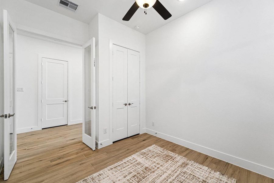 REPRESENTATIVE OF FLOOR PLAN ONLY REPRESENTATIVE OF FLOOR PLAN ONLY