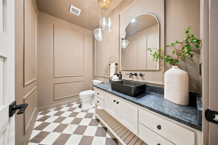 Powder Room Powder Room