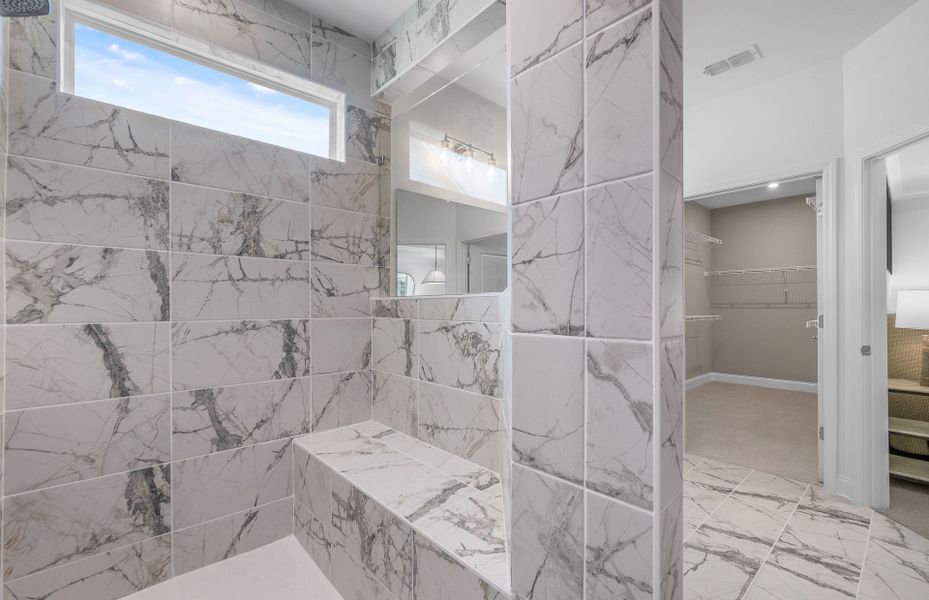 Owner's Bathroom Owner's Bathroom