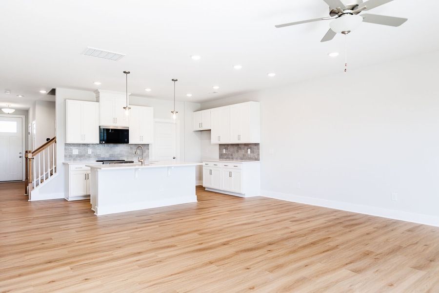 Image 25 of a home in Vaughan Farms.