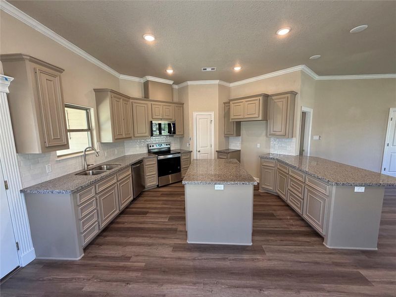 Furnished interior view inside a new home in , Angleton (Image 11).