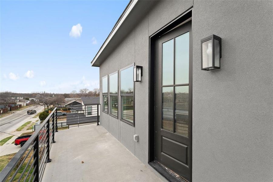 Exterior details and patio area of a home in , Dallas (Image 28).