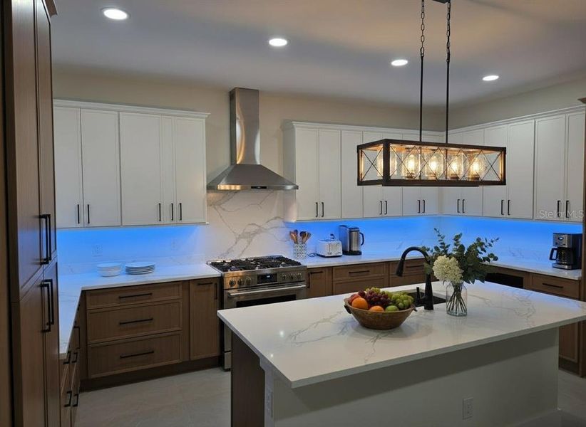 Furnished interior view inside a new home in , Punta Gorda (Image 16).