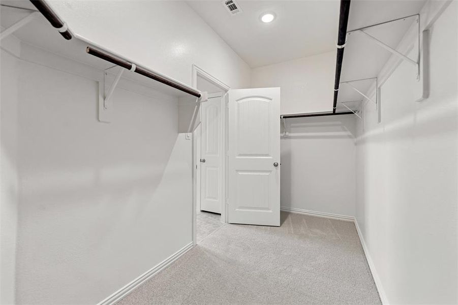 Spacious, unfurnished interior of a new home in Liberty Pointe, Gainesville (Image 36). Spacious, unfurnished interior of a new home in Liberty Pointe, Gainesville (Image 36).