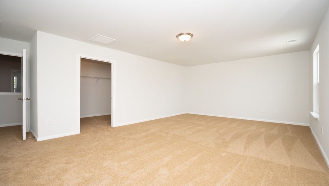 Representative unfurnished interior of a home built from the GLYNN by D.R. Horton in Waterbridge, Myrtle Beach (Image 32). Representative unfurnished interior of a home built from the GLYNN by D.R. Horton in Waterbridge, Myrtle Beach (Image 32).