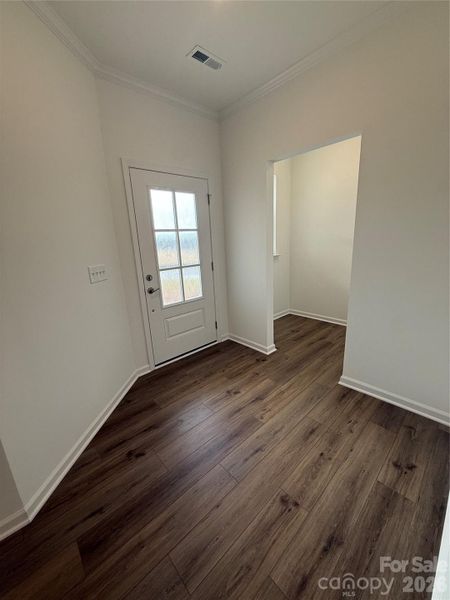 Spacious, unfurnished interior of a new home in Roselyn, Lancaster (Image 10).