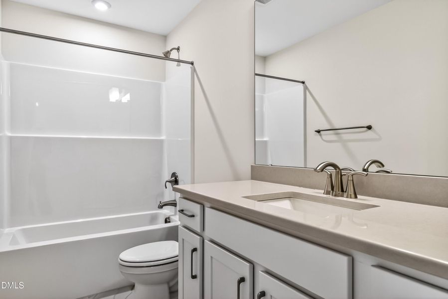 025-original-bathroom