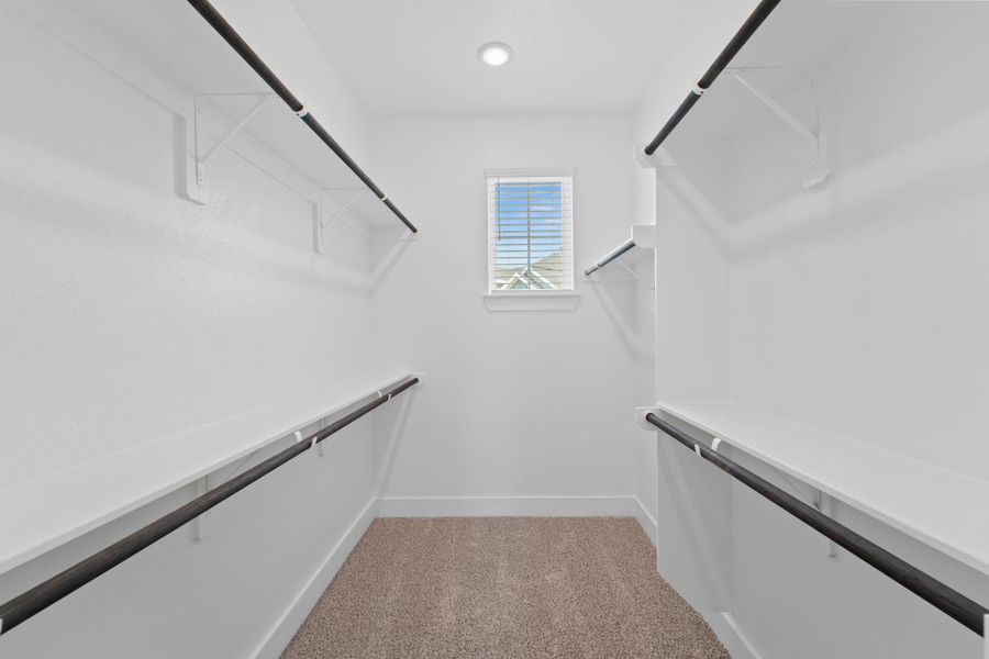 Spacious, unfurnished interior of a new home in Meridiana, Iowa Colony (Image 30). Spacious, unfurnished interior of a new home in Meridiana, Iowa Colony (Image 30).