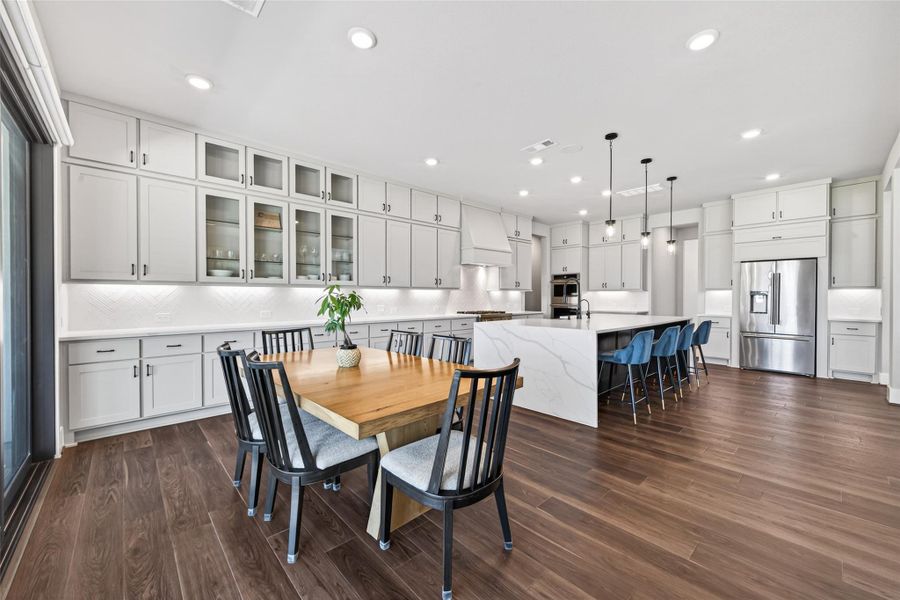 Furnished interior view inside a new home in , Missouri City (Image 38).