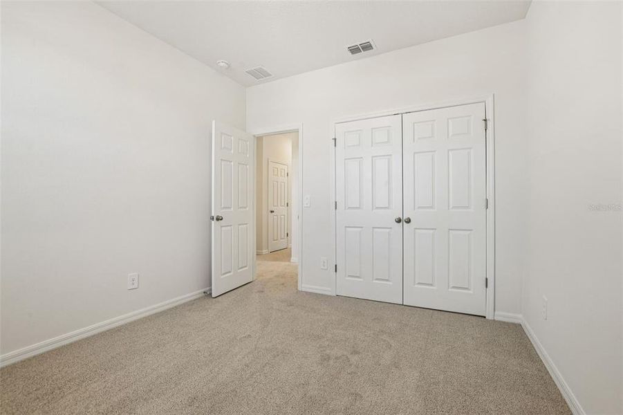 Spacious, unfurnished interior of a new home in The Meadow at Crossprairie Bungalows, St. Cloud (Image 17).
