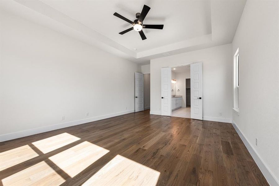 Spacious, unfurnished interior of a new home in King Crossing Estates, Van Alstyne (Image 19).