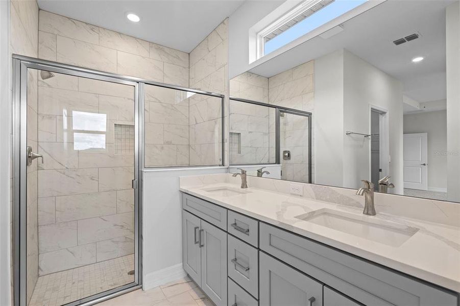 Furnished interior view inside a new home in , Ocala (Image 11).